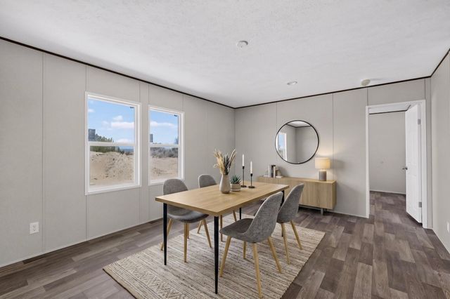533 Hill Road NE, Rio Rancho, NM 87144