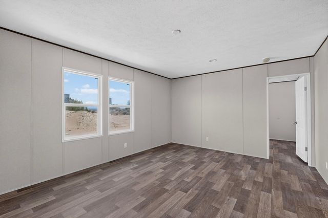 533 Hill Road NE, Rio Rancho, NM 87144