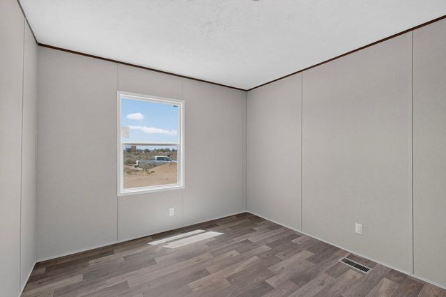 533 Hill Road NE, Rio Rancho, NM 87144