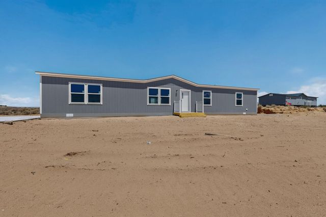 533 Hill Road NE, Rio Rancho, NM 87144