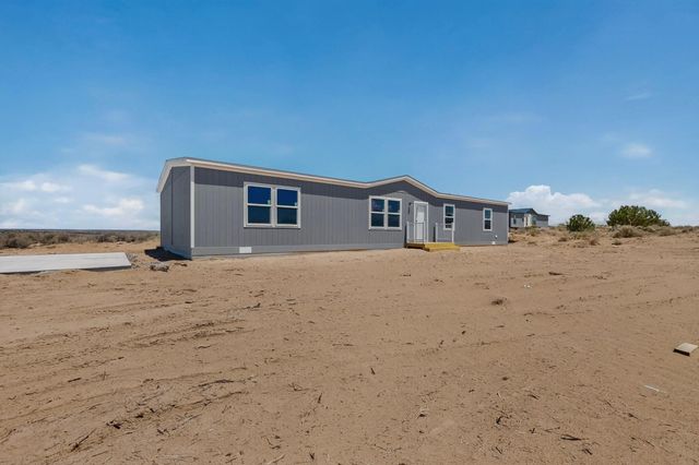 533 Hill Road NE, Rio Rancho, NM 87144