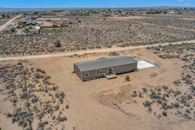 533 Hill Road NE, Rio Rancho, NM 87144