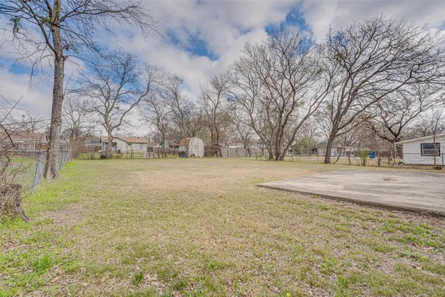 9631 Silver Meadow Drive, Dallas, TX 75217