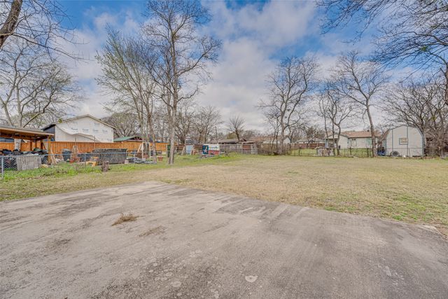 9631 Silver Meadow Drive, Dallas, TX 75217