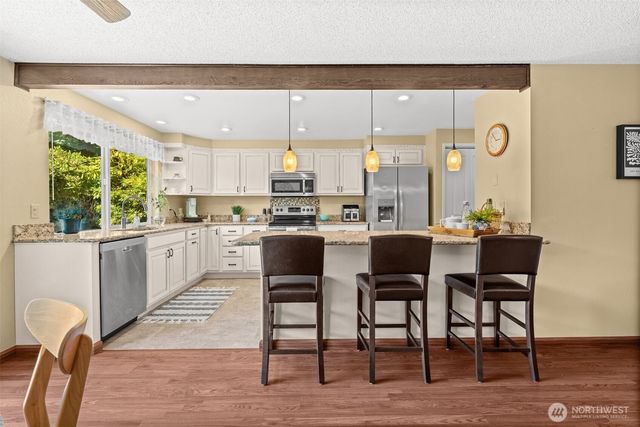 6001 44th Avenue NW, Gig Harbor, WA 98335