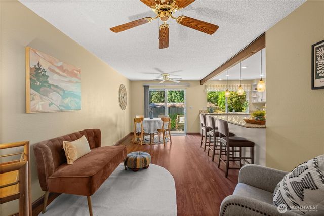 6001 44th Avenue NW, Gig Harbor, WA 98335