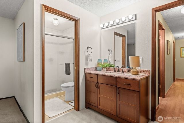 6001 44th Avenue NW, Gig Harbor, WA 98335