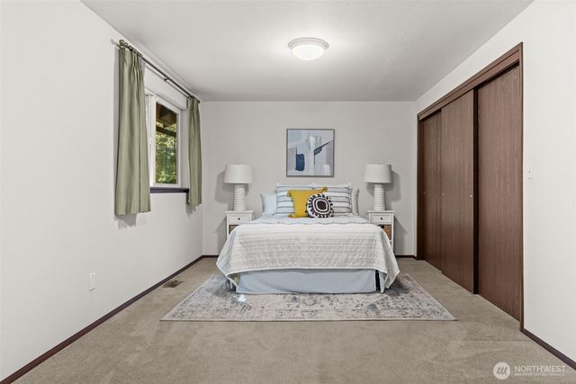 6001 44th Avenue NW, Gig Harbor, WA 98335