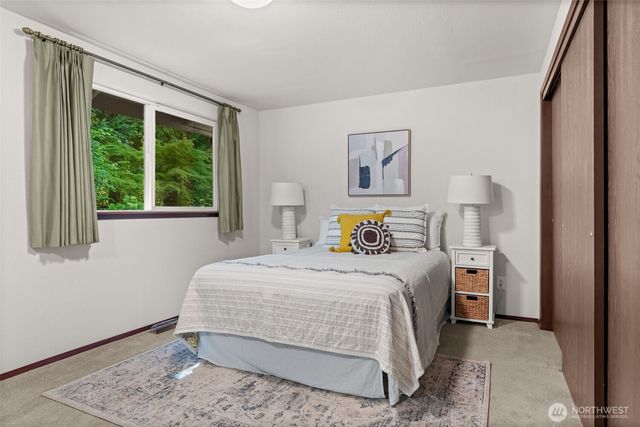 6001 44th Avenue NW, Gig Harbor, WA 98335