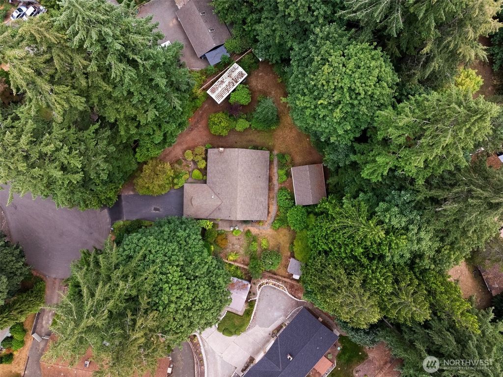 6001 44th Avenue NW, Gig Harbor, WA 98335