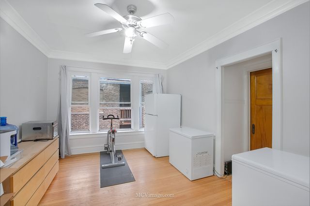 5464 S Woodlawn Avenue 3E, Chicago, IL 60615