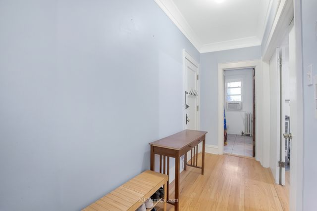 5464 S Woodlawn Avenue 3E, Chicago, IL 60615