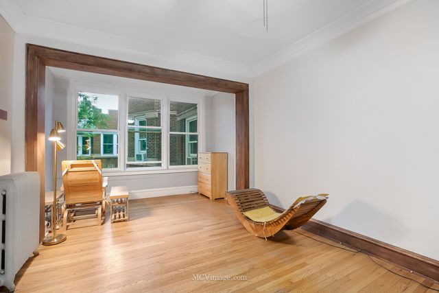 5464 S Woodlawn Avenue 3E, Chicago, IL 60615