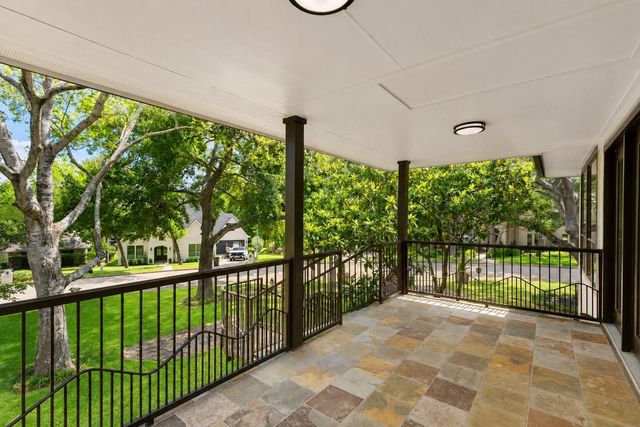 190 Dawns Edge Drive, Montgomery, TX 77356