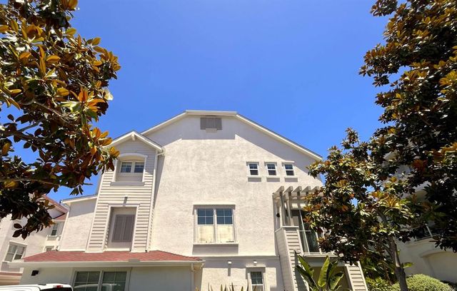 820 Harbor Cliff Way 260, Oceanside, CA 92054