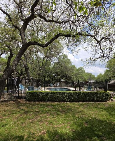 40 Cypress PT, Wimberley, TX 78676