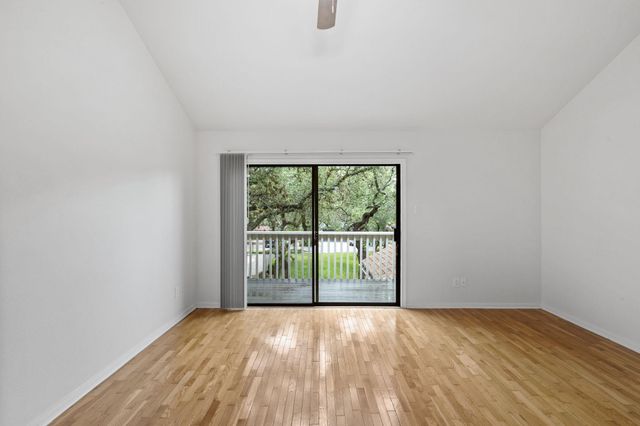 40 Cypress PT, Wimberley, TX 78676