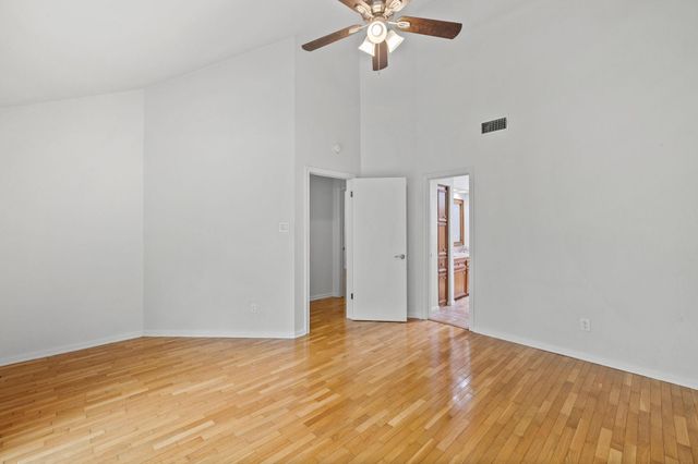 40 Cypress PT, Wimberley, TX 78676