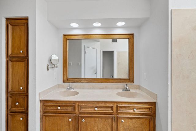 40 Cypress PT, Wimberley, TX 78676