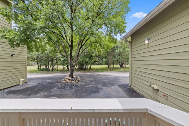 40 Cypress PT, Wimberley, TX 78676