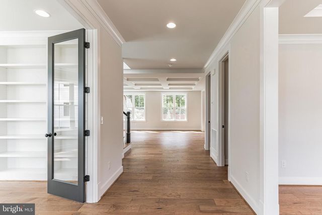 3612 CENTER DR, Alexandria, VA 22309