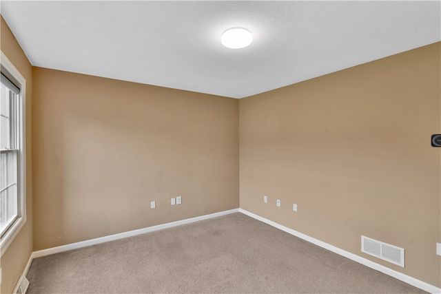699 Surfside Dr, Plum Boro, PA 15239