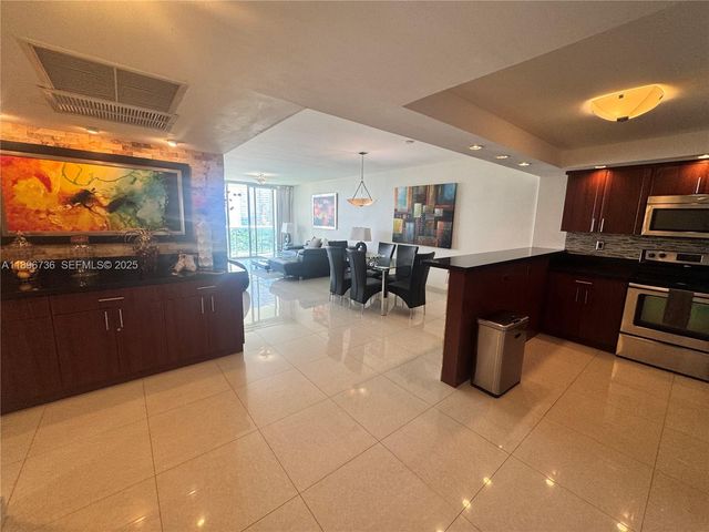 19370 Collins Avenue 1427, Sunny Isles Beach, FL 33160