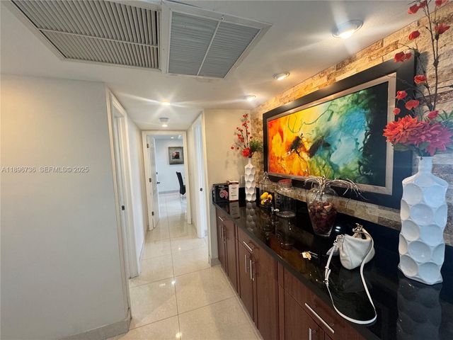 19370 Collins Avenue 1427, Sunny Isles Beach, FL 33160