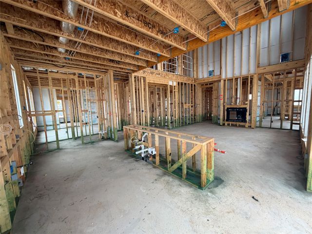 120 Clancy DR, Liberty Hill, TX 78642