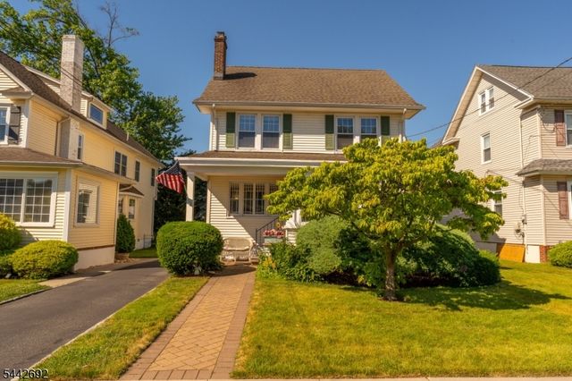 744 Wyoming Ave, Elizabeth City, NJ 07208