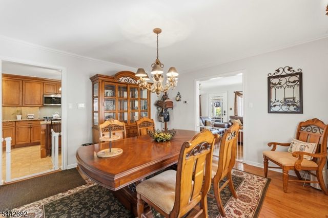 744 Wyoming Ave, Elizabeth City, NJ 07208