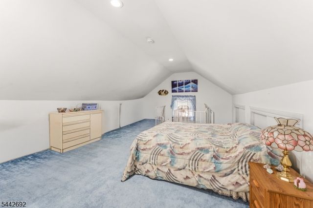 744 Wyoming Ave, Elizabeth City, NJ 07208
