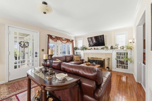 744 Wyoming Ave, Elizabeth City, NJ 07208
