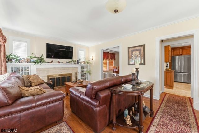 744 Wyoming Ave, Elizabeth City, NJ 07208