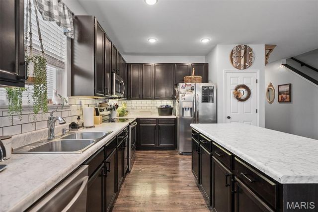 2107 Henley Woods Drive, Arnold, MO 63010