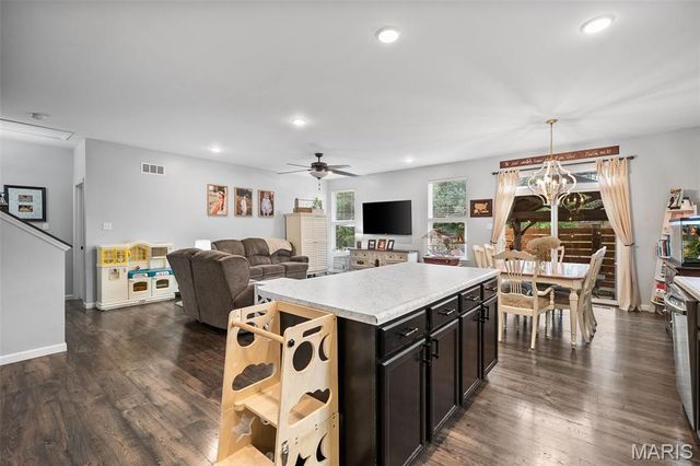 2107 Henley Woods Drive, Arnold, MO 63010