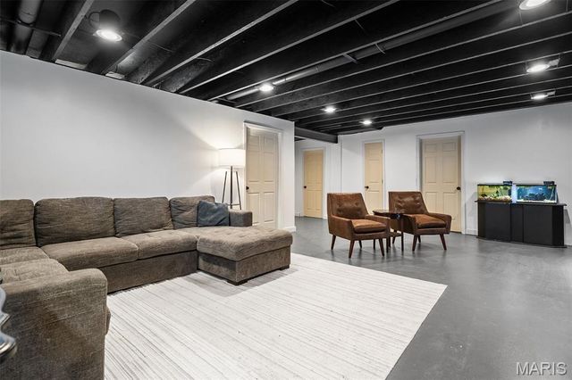 2107 Henley Woods Drive, Arnold, MO 63010