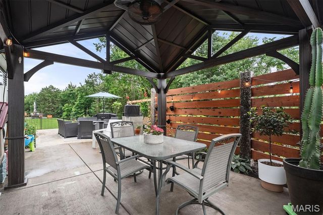 2107 Henley Woods Drive, Arnold, MO 63010