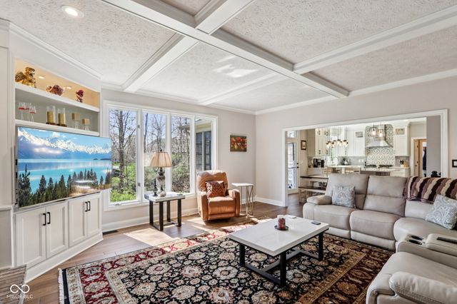 11217 Woods Bay Lane, Indianapolis, IN 46236