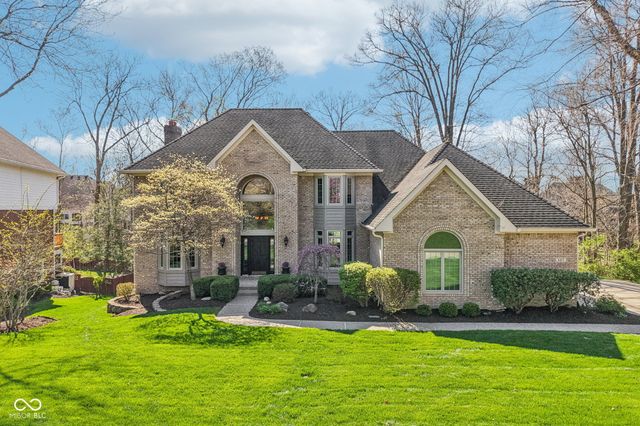11217 Woods Bay Lane, Indianapolis, IN 46236