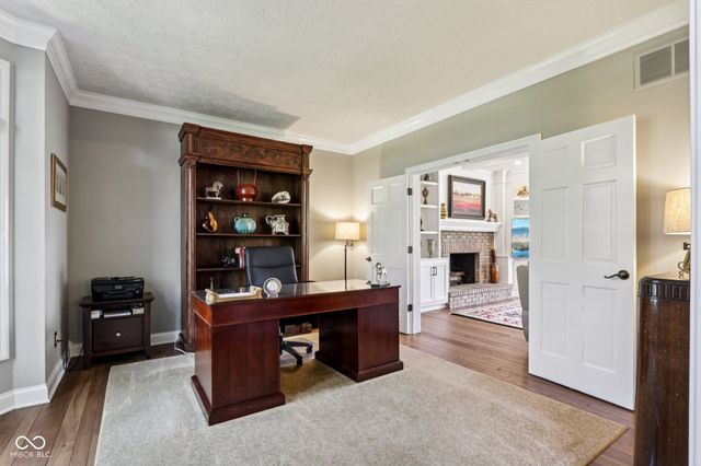 11217 Woods Bay Lane, Indianapolis, IN 46236