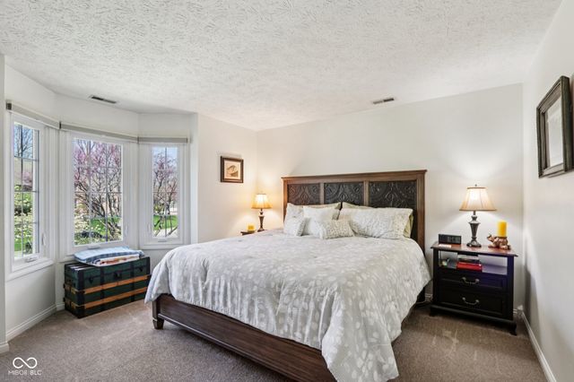 11217 Woods Bay Lane, Indianapolis, IN 46236