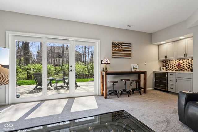 11217 Woods Bay Lane, Indianapolis, IN 46236