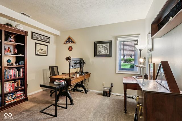 11217 Woods Bay Lane, Indianapolis, IN 46236