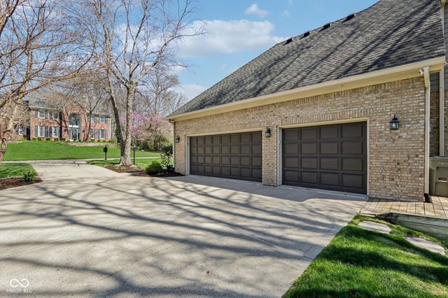 11217 Woods Bay Lane, Indianapolis, IN 46236