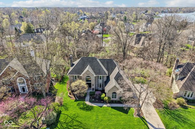 11217 Woods Bay Lane, Indianapolis, IN 46236
