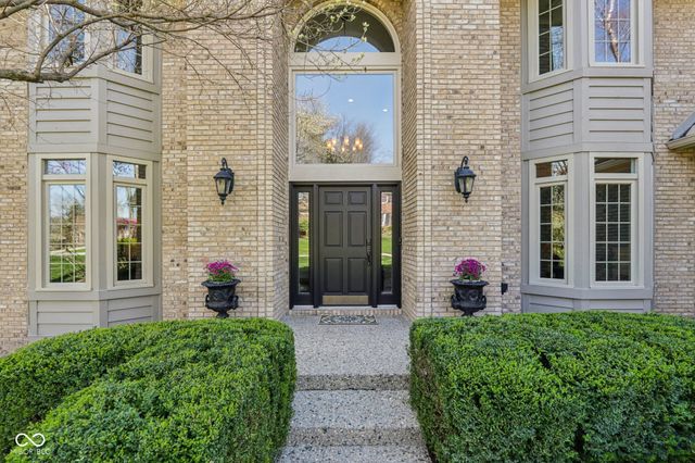 11217 Woods Bay Lane, Indianapolis, IN 46236