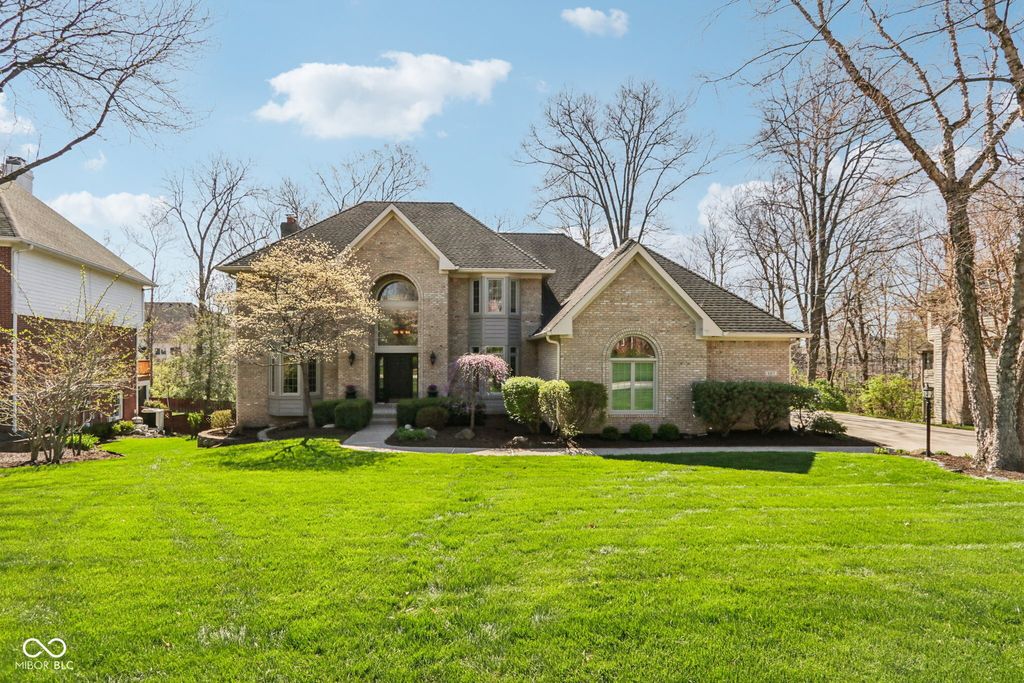 11217 Woods Bay Lane, Indianapolis, IN 46236