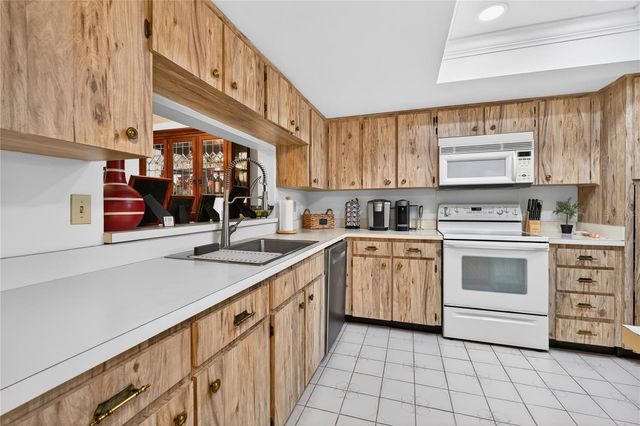 2691 SABAL SPRINGS CIRCLE 201, Clearwater, FL 33761