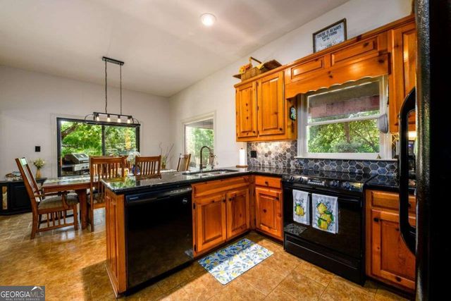 4955 H D Atha Road, Covington, GA 30014